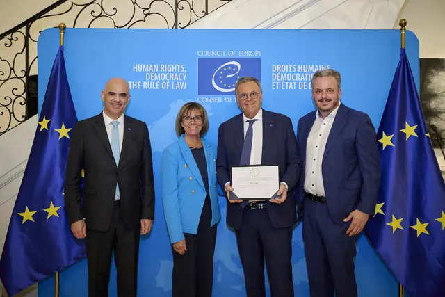 Alain Berset (v. l.), Generalsekretär Europarat, Marianne Mack, Europa-Park, Roland Mack, Inhaber Europa-Park und Michael Mack, geschäftsführender Gesellschafter Europa-Park und Honorarkonsul der Republik Frankreich | Foto: Europa-Park