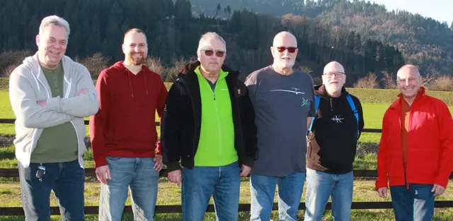 die neue Vorstandschaft der MFG Grashüpfer Biberach e.V.
von links: Alfred Schwörer, Daniel Mannherz, Stephan Oettle, Mark Böttcher, Armin Meger, Franz Schlüter | Foto: MFG Grashüpfer Biberach e.V.
