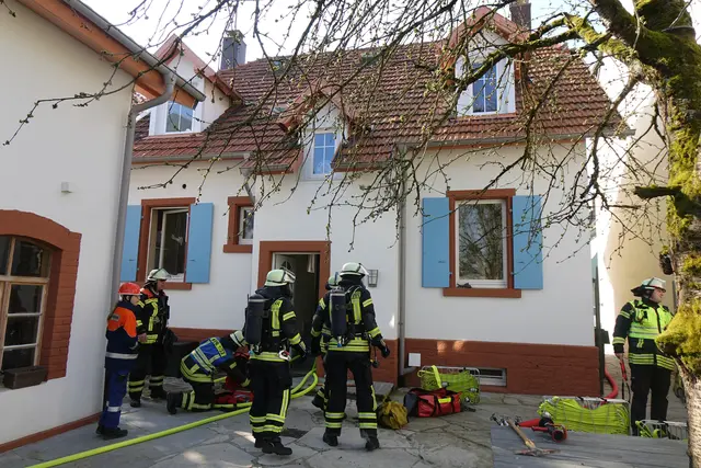 Die Feuerwehr Kehl konnte das Übergreifen auf das gesamte Gebäude verhindern. | Foto: Stadt Kehl