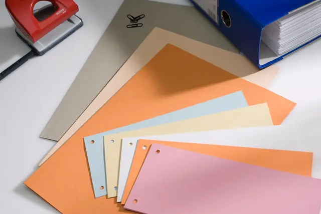 Der in Greiz hergestellte Bürokarton wird seit vielen Jahren erfolgreich für organisatorische und bürotypische Anwendungen eingesetzt.  | Foto: Koehler-Gruppe