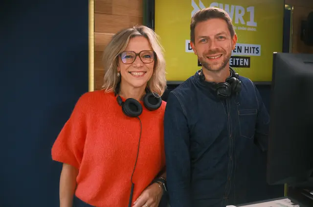Die SWR1-Moderatoren Stefanie Anhalt und Corvin Tondera-Klein kommen am 7. April nach Haslach. | Foto: SWR