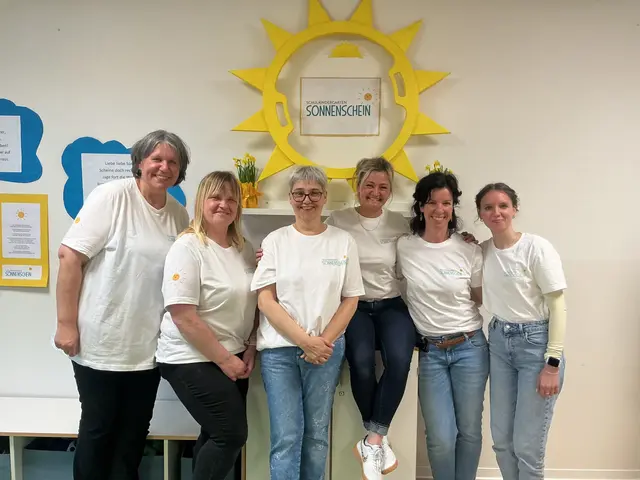 Das Team des Schulkindergartens von links nach rechts: Sibylle Hoch, Pille Koivsaar, Schulkindergartenleitung Barbara Zibold, Manuela Ruhlich, Christine Hirschbolz und Katharina Parchomenko | Foto: Schulkindergarten Sonnenschein