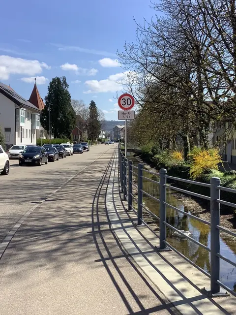 In der die Otto-Stoelcker-Straße in Ettenheim gilt jetzt zu Schulzeiten Tempo 30. | Foto: Ortenaukreis