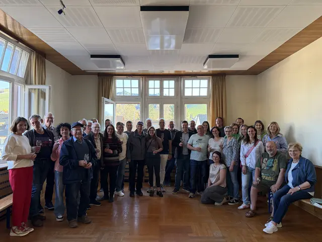 Viele Gäste kamen, um sich bei einer Abrissparty vom "alten" Rathaus in Durbach zu verabschieden. | Foto: Gemeinde Durbach