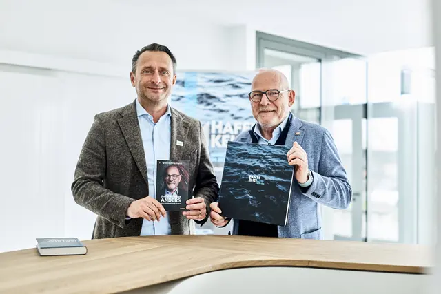 Hafendirektor Volker Molz (links) und Verkehrsminister Winfried Herrmann | Foto: Hafen Kehl