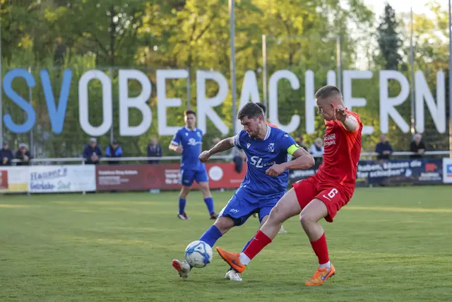 Oberacherns Kapitän Nico Huber (links) erzielte den Ausgleich zum zwischenzeitlichen 1:1. | Foto: Foto: AW