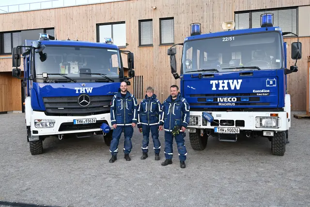 Der neue Gerätekraftwagen (links) des Technischen Hilfswerk Offenburg ersetzt ein 23 Jahre altes Fahrzeug. | Foto: THW Offenburg