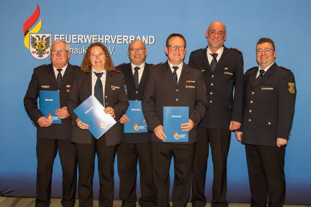 (V. l. n. r.) Hermann Mock, Julia Eble, Armin Schäfer, Dario Mock, Christian Keller, Michael Dietrich | Foto: Feuerwehrverband Ortenaukreis e.V.