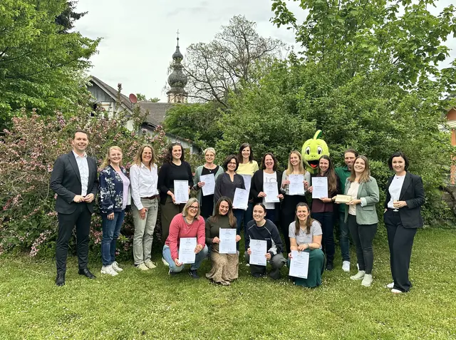 Große Freude bei allen Beteiligten über die erneute Zertifizierung | Foto: Gemeinde Schwanau