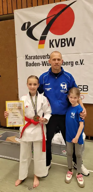 Elina Schlag, Artur Schlag und Annika Schlag (von links) | Foto: KDO