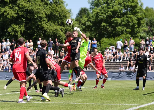 Die Villinger standen in Offenburg einige Male unter Druck und mussten sich mit 0:1 geschlagen geben. | Foto: Foto: Fissler
