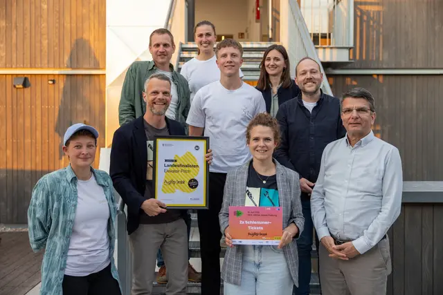 Von unten nach oben, v. l. n. r.): Tanja Krase (Futur F), Markus Weber (AugRep), Julia Kennedy (AugRep), Dr. Harald Schüt-zeichel (FRENI), Maximilian Rest (Schwarzwälder Gründergeist), Marcel Sisic (AugRep), Steffen Hausch (IHK Südlicher Oberrhein), Annika Brand (Black Forest Innovation), Dr. Marcella Müller (BadenCampus) | Foto: Black Forest Innovation GmbH