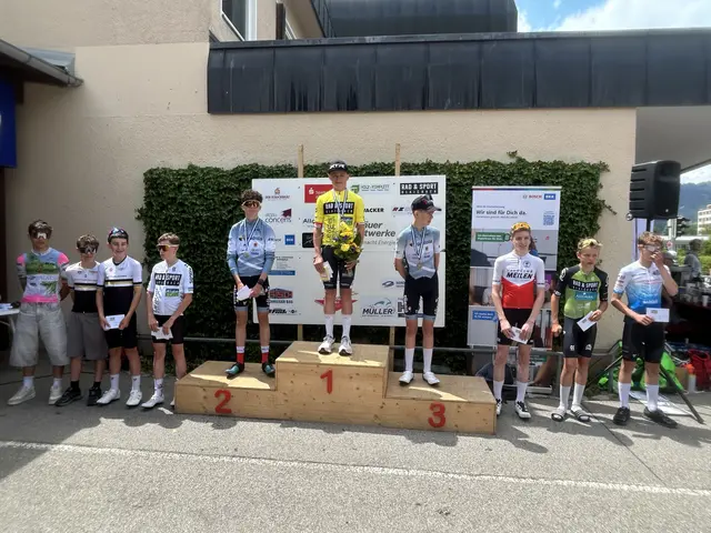 Hannes Sprenger im Leadertrikot bei der Allgäutour