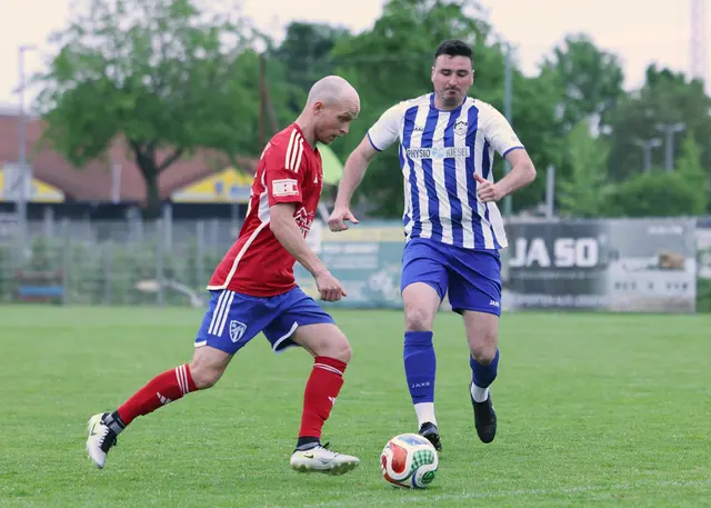 TuS Mahlberg (blau) und Marius Haas wollen es packen. | Foto: Fissler