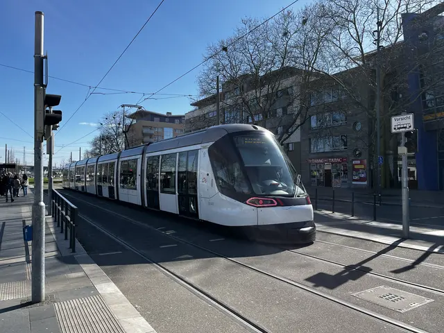 Wegen des Fête de la Musique verändern sich Haltepunkte der Tramlinie D in Straßburg am Sonntag.  | Foto: gro