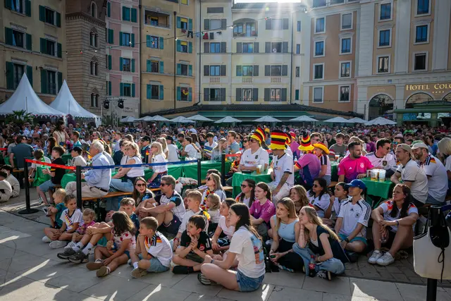 Rund 2.000 Fans unterstützten die deutsche Mannschaft beim Auftaktspiel | Foto: Europa-Park