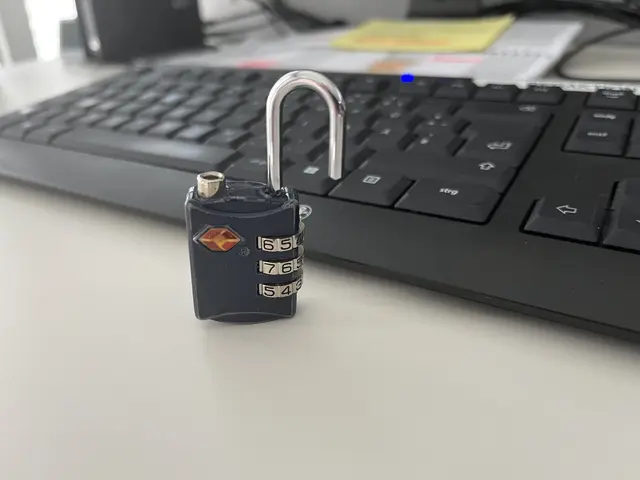 Cyberkriminelle versuchen immer wieder sensible Daten von Nutzern zu stehlen, weshalb eine gute Sicherheitsarchitektur zum Schutz unabdingbar ist. | Foto: mak