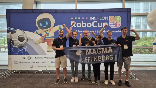 Das Team Magma freut sich über den dritten Platz beim RoboCup in Südkorea. | Foto: Hochschule Offenburg