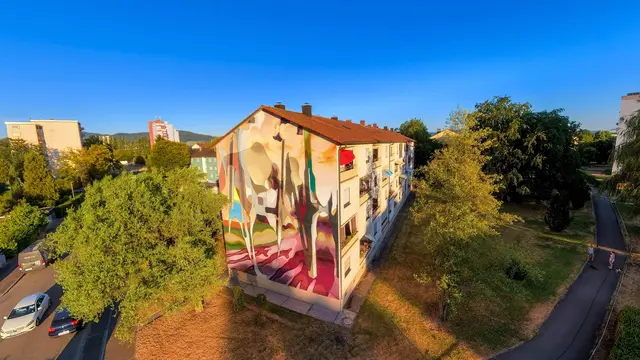 Die Mural-Galerie in Offenburg wird durch ein Bild von Markus Schwendemann in der August-Hund-Straße 23 ergänzt. | Foto: David Hugle