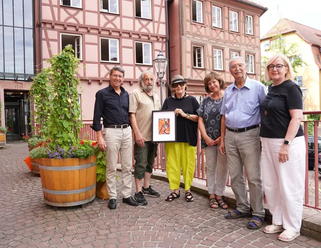 Bürgermeister Bruno Metz (v. l.), Gewinner Gerhard Breig, Dagmar Fahrer, Gabi Melzer, Chodja Sediq und Marion Bekker | Foto: Stadt Ettenheim