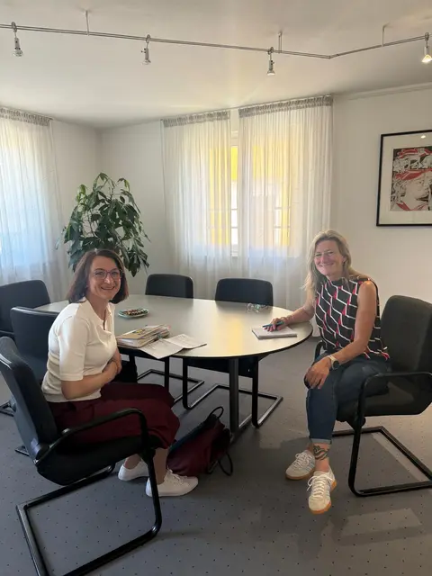 Dr. Katrin Merkel (l.) und Bürgermeisterin Stephanie Bartsch im Gespräch | Foto: Abgeordnetenbüro Dr. Katrin Merkel