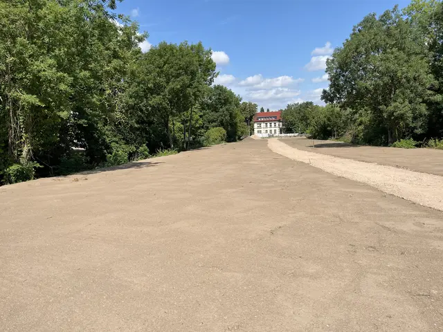 Freier Blick von der Räderbachinsel auf das Stadtteil- und Familienzentrum Pfähler Villa | Foto: gro