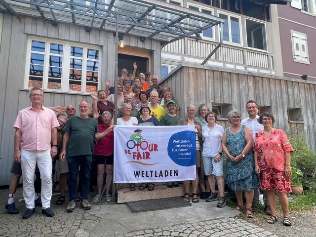 Die Tour de Fair war zu Gast in der Ortenau und machte einen Stopp beim Globus Weltladen Neuried e. V. | Foto: Gemeinde Neuried