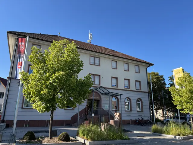 In Neuried gibt es Unstimmigkeiten beim Glasfaserausbau.  | Foto: gro