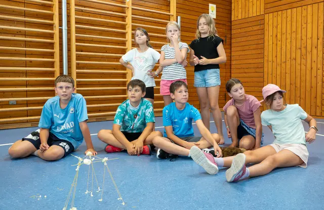 Wer kann mit Spaghetti und Marshmellows am höchsten stapeln. | Foto: Stadt Kehl/Gabriele Dasch