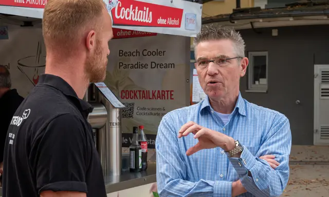 Der Kehler Wirtschaftsförderer Christoph Hodapp im Gespräch | Foto: Stadt Kehl