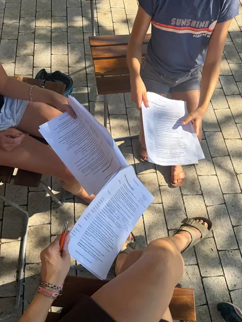 Beim Sommerferienprogramm in Gutach ist ein weihnachtliches Theaterstück entstanden. | Foto: Joanna Baumann, GUTach e.V. Gewerbe Und Tourismus