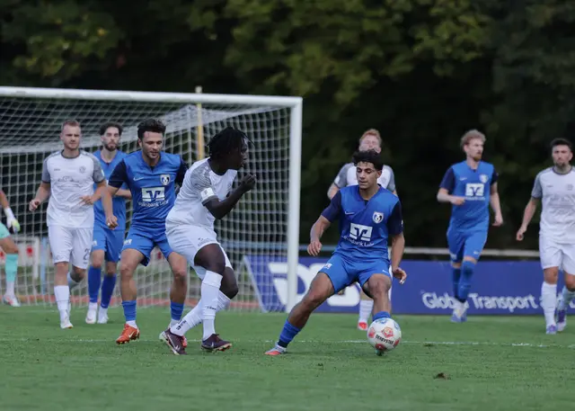 Der SC Lahr (blaues Trikot) ließ im Heimspiel gegen Salem nichts anbrennen und behielt die Oberhand. | Foto: Fissler