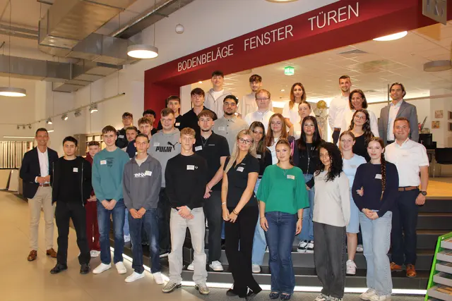 29 Auszubildende und DH-Studenten starten ins Berufsleben. | Foto: Wertheimer Gruppe