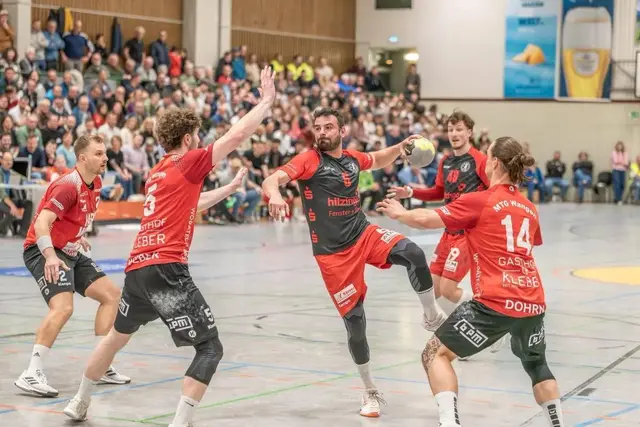 Die HSG Willstätt-Hanauerland (schwarzes Trikot) möchte heute den ersten Saisonsieg einfahren. | Foto: Arbogast