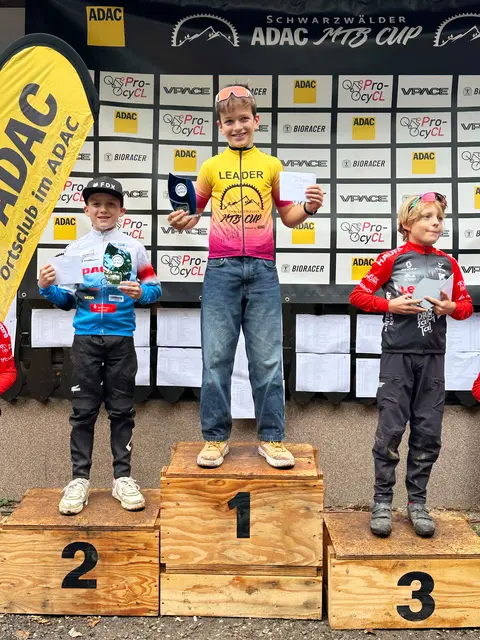 In der XCO Wertung schaffte es er auf einen spitzen Platz 2 in der Gesamtwertung!