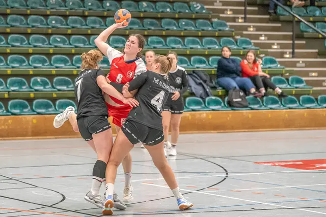 Caren Joner erzielte im letzten Spiel sechs Treffer für die HSG. | Foto: Stefan Arbogast