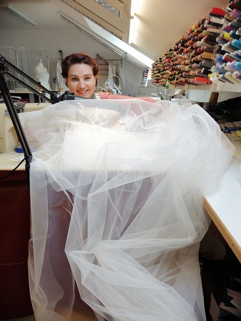 Tüll Verarbeitung in Hülle und Fülle