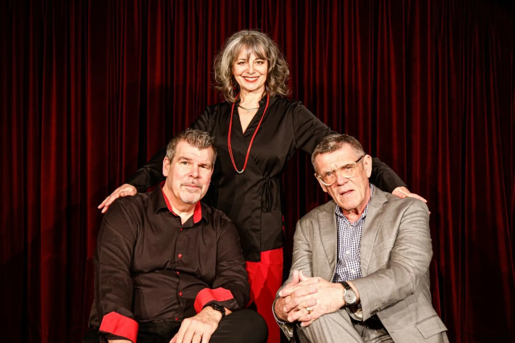 Helmut Dold & Claudia und Philipp Moehrke - Die Schönen und das Biest
