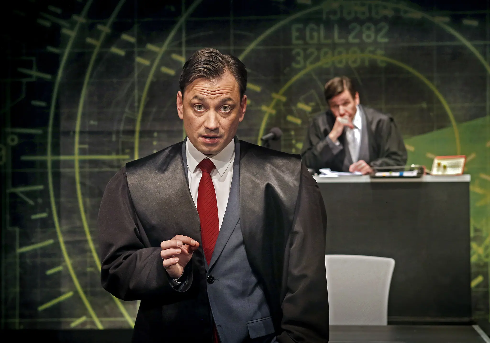 Terror - Gerichtsdrama von Ferdinand von Schirach