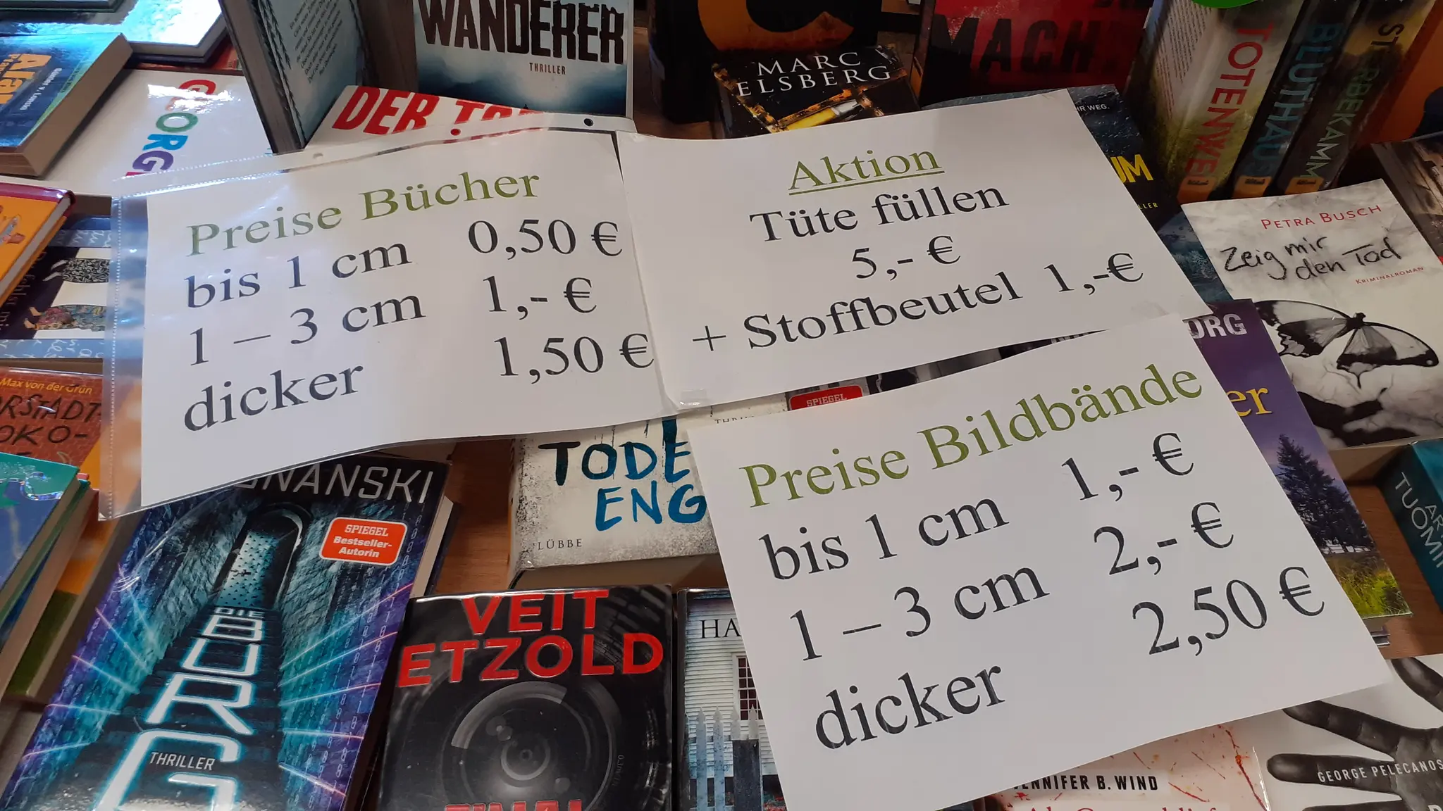 Großer Bücher-Flohmarkt in Schuttern