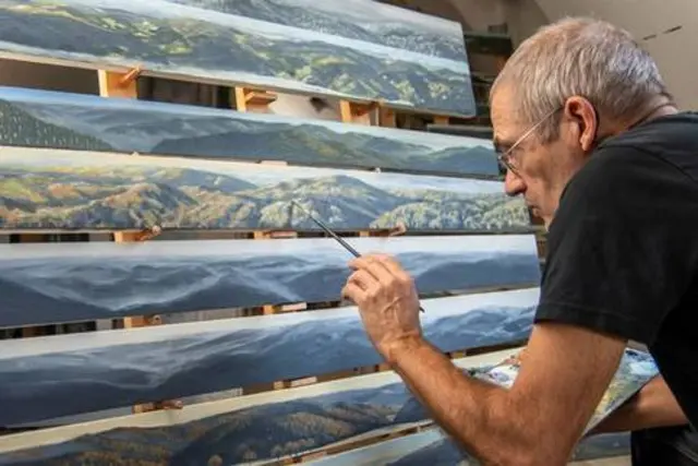 Michael Blum bei der Arbeit am Bild | Foto: Foto: Dieter Wissing