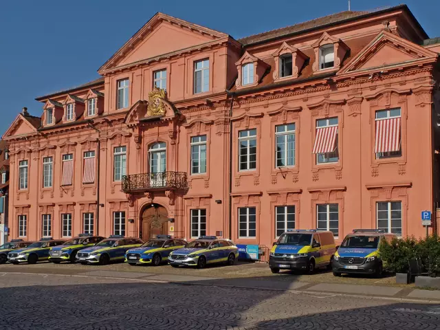 Eines der wenigen fotografierenswerten Gebäude in der Offenburger Stadtlandschaft ist das Polizeirevier. | Foto: Alfred Schramm