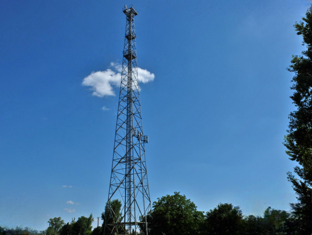 Er befindet sich auf dem Gelände des Umspannwerks vom E-Werk Mittelbaden. | Foto: Alfred Schramm