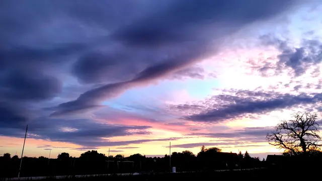 .. ganz großes Kino, der heutige Sonnenuntergang.. 👍
